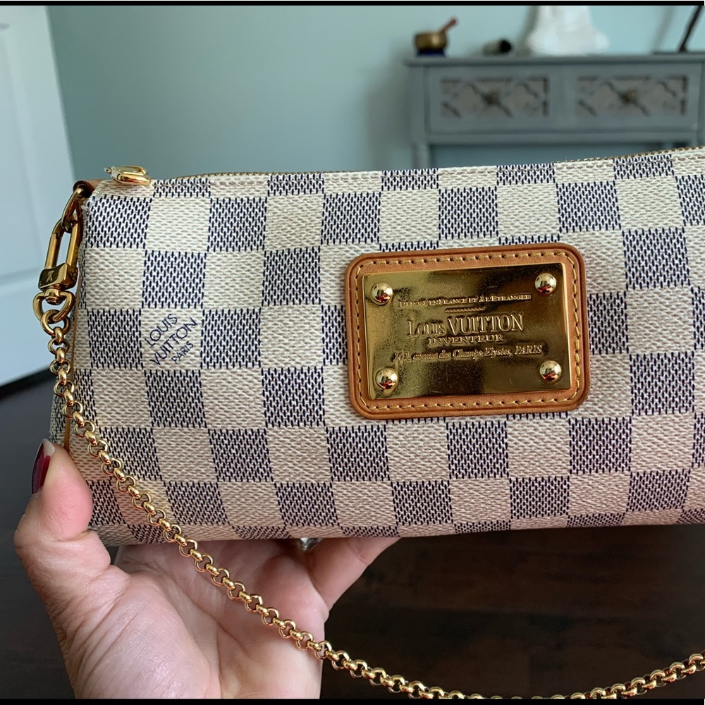 *AUTHENTIC* Louis Vuitton Damier Azur Eva Clutch